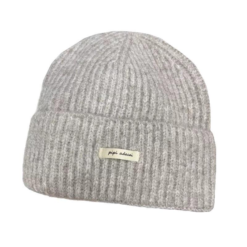 Dopamine color scheme simple letter labeling knitted hat children autumn and winter new thickened cold warm cold hat