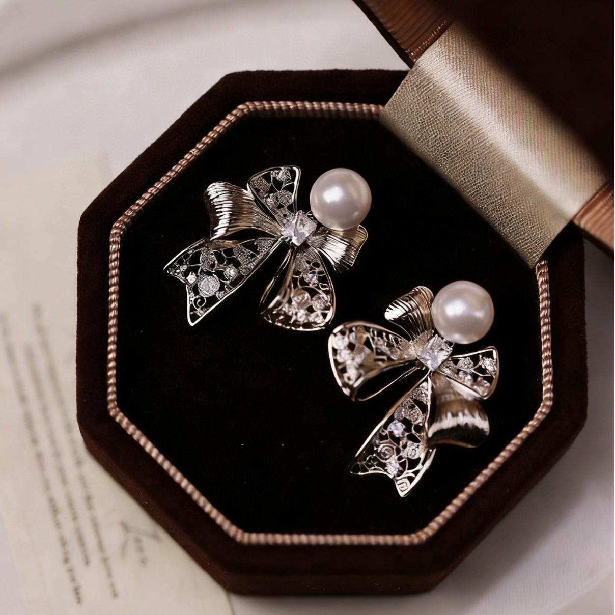 14K Gold-Plated Silver Freshwater Pearl Bow Earrings (8-9mm) 8-9mm