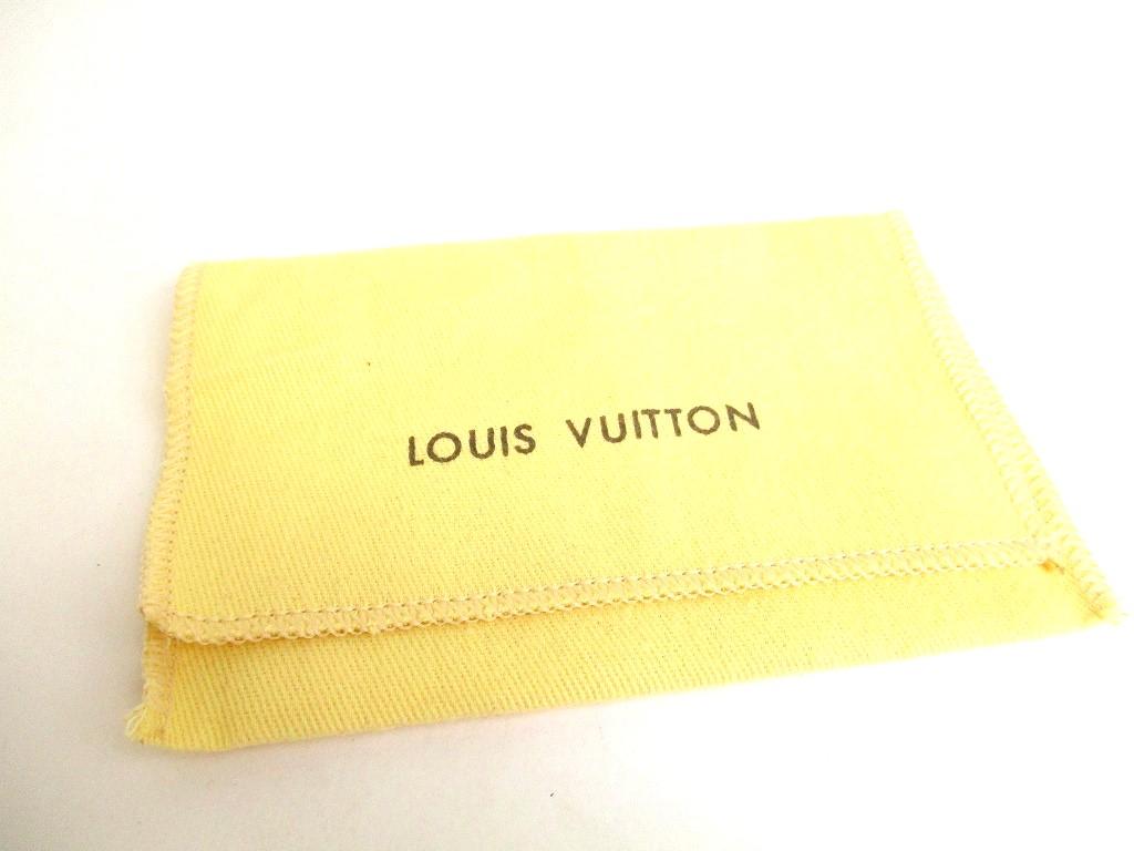 Autentisk LOUIS VUITTON Hvit Sølv Veskeanheng Nøkkelholder Sac Fleures du epi #9731 Oppusset