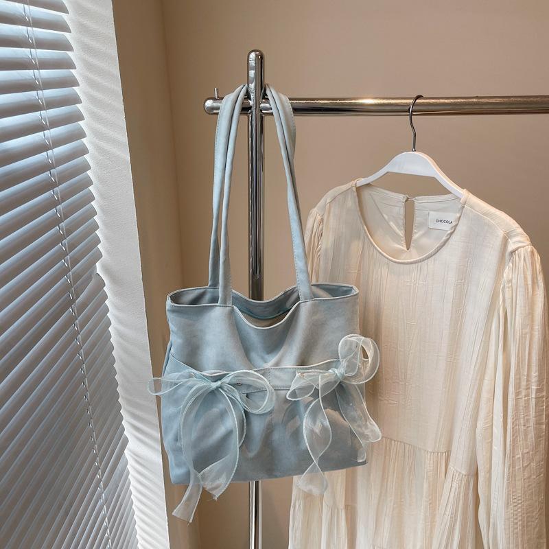 Korean version of fashionable large-capacity underarm commuter bag women's bag 2025 new bow tote bag shoulder bag