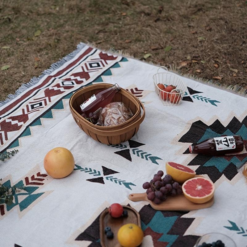 Beach Picnics Mat Outdoor Campings Tassels Blanket Ethnic Bohemian Striped Blanket for Sofa Travel Rugs Christmas Gift