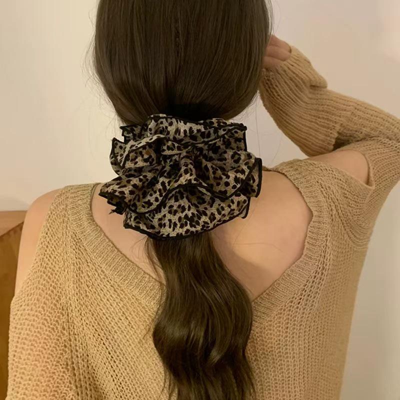 Four-layer Extra-Large Leopard Print Y2K Scrunchie - Early Autumn Style Bun Hair Tie