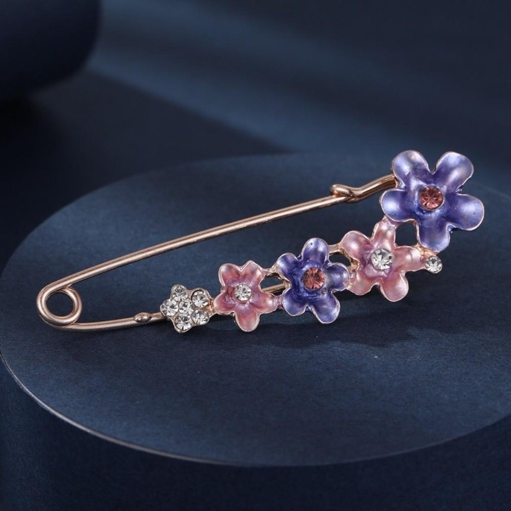 Sparkling Flower Brooch Adjustable Waist Fastening Pins Versatile Safety Pins Waist Accessorizing