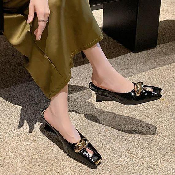 

French silver wedge heel bag head cool slippers women s summer wear metal super versatile fashion high heel muller half drag 34