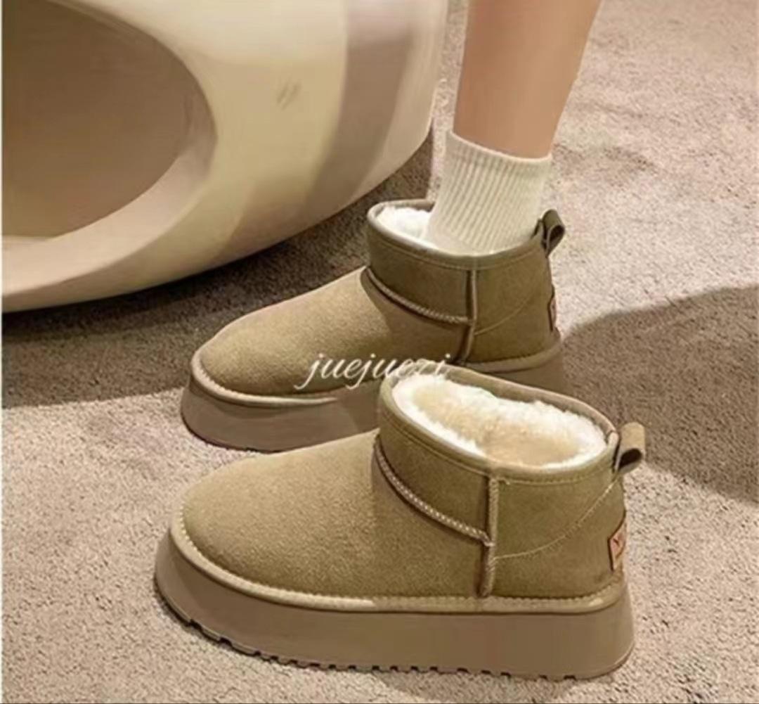 

Женские зимние сапоги на толстой подошве, верхняя одежда 2025 зима, новые короткие сапоги из цельного меха, утолщенные теплые хлопковые ботинки для Северо-Востока 40 серый