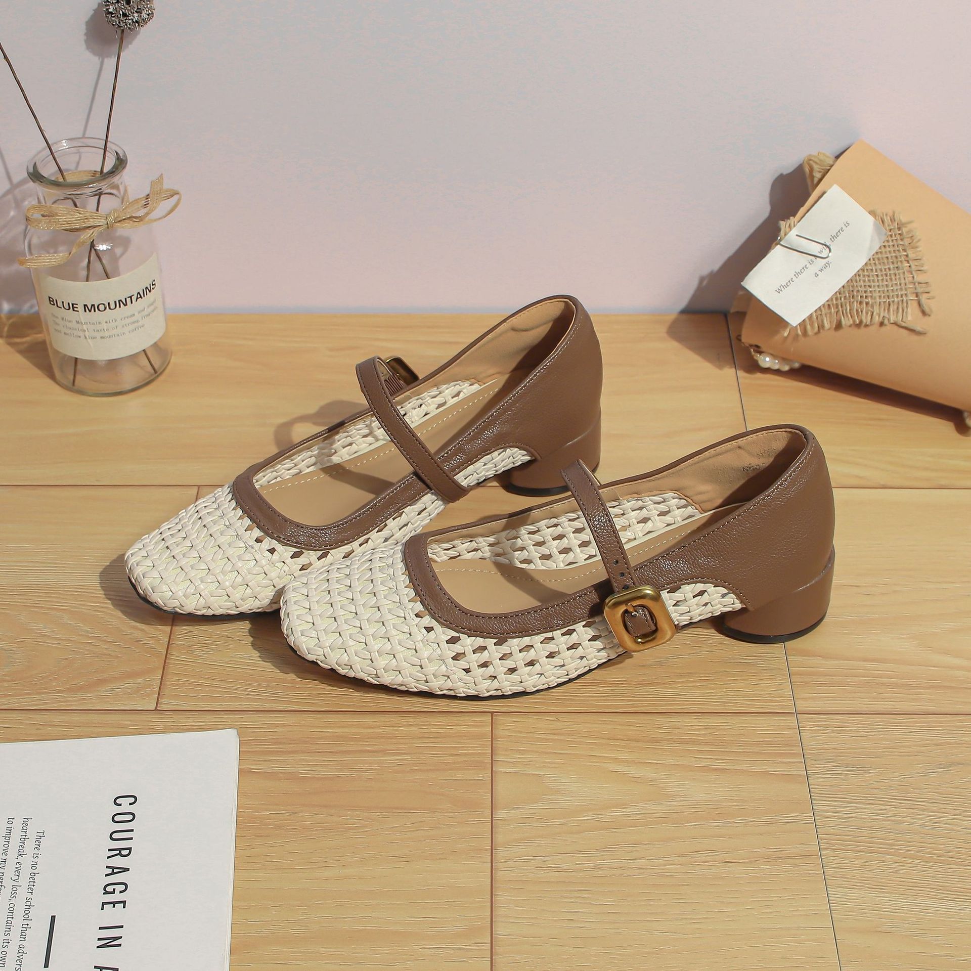 

Autumn new Xiaoxiangfeng woven mesh breathable single shoes femininity high heels women are not tired feet Mary Jane shoes 34