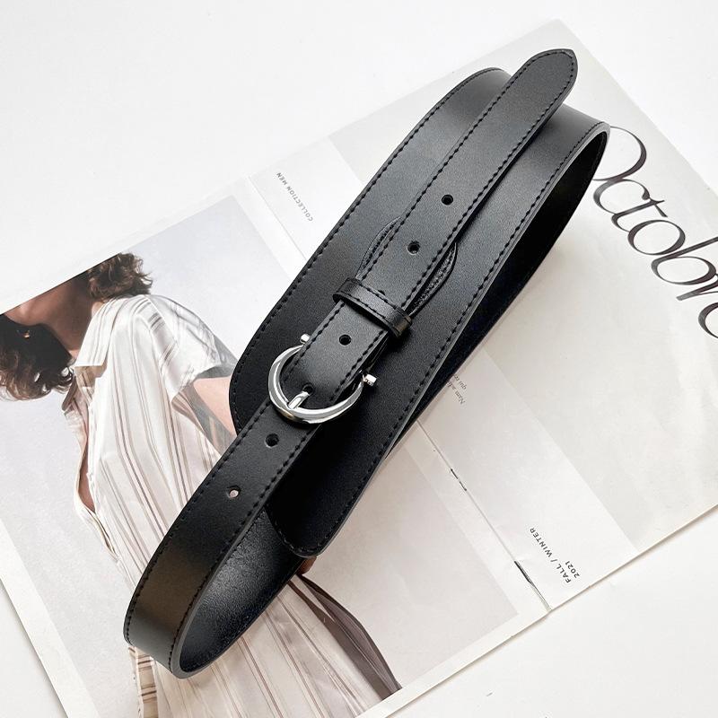 The Lady's Waistband Is Decorated with A Fashionable Cinch and Waist, Featuring A Needle Buckle and Genuine Cowhide Waist Strap In Black