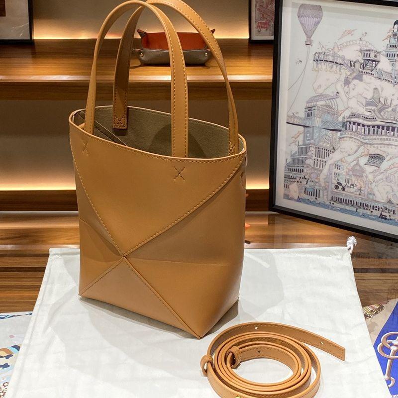 2026 New Genuine Leather Women's Bag Deformation Geometric Splicing Folding Tote Single Shoulder Diagonal Cross Trendy Manufacturer