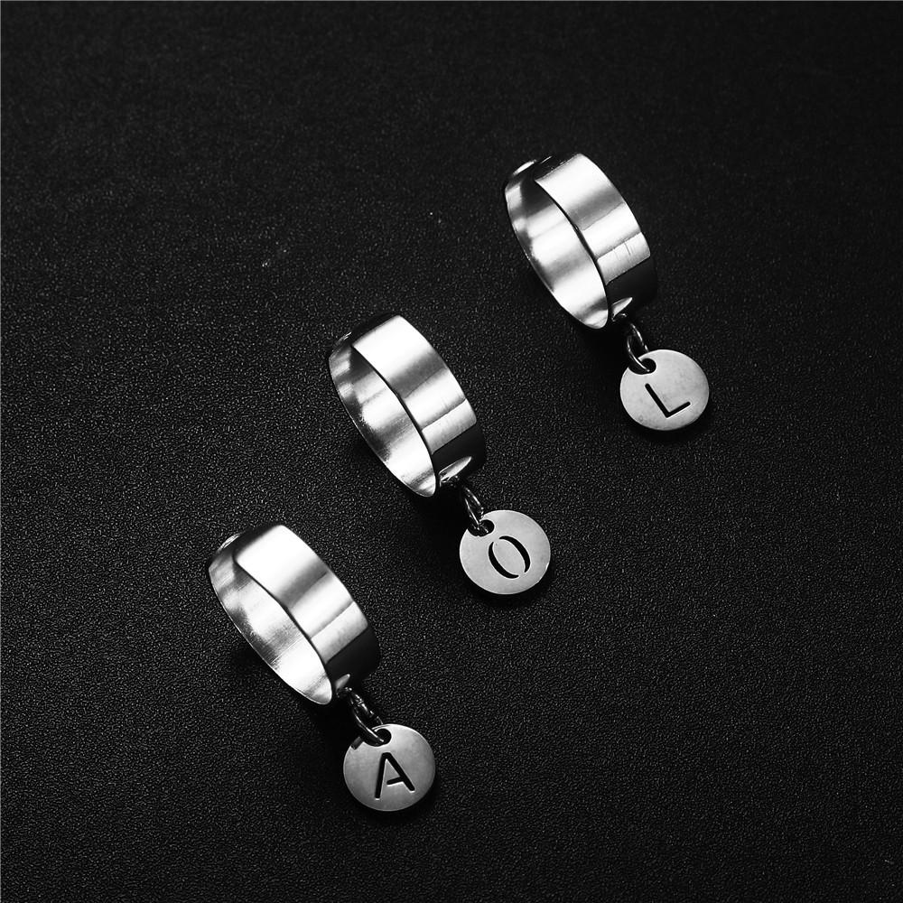 

Европейское и американское модное кольцо с подвеской в виде буквы из нержавеющей стали D