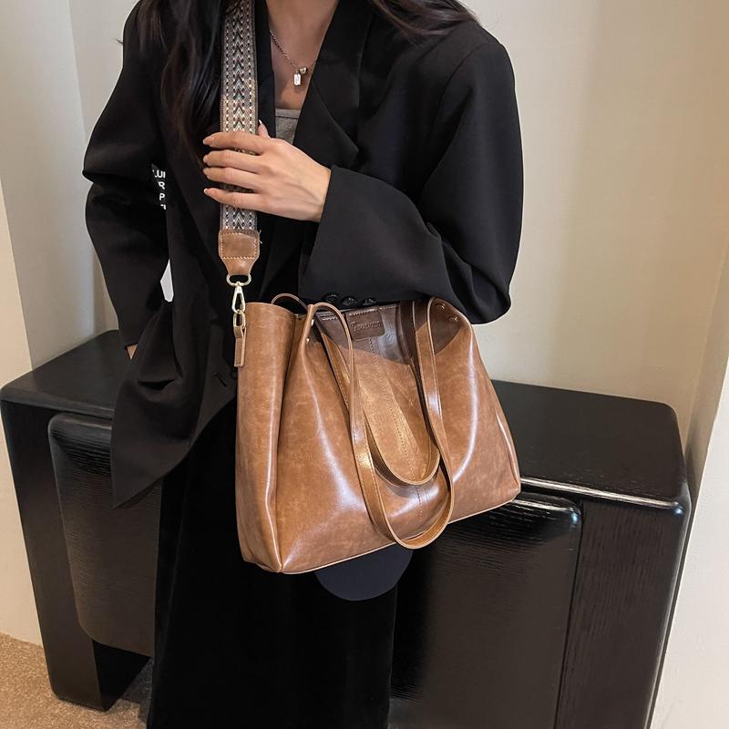 Dámská velkokapacitní kabelka přes rameno přes rameno