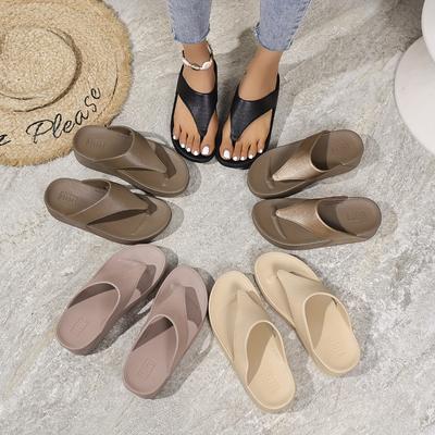Neue Damen Plateau-Sandalen Slip-On Dicke Sohle Mittelhoher Absatz Zehensteg-Slipper - PVC Atmungsaktiv Sommer Lässig Strand Schuhe für den Täglichen Gebrauch & Urlaub