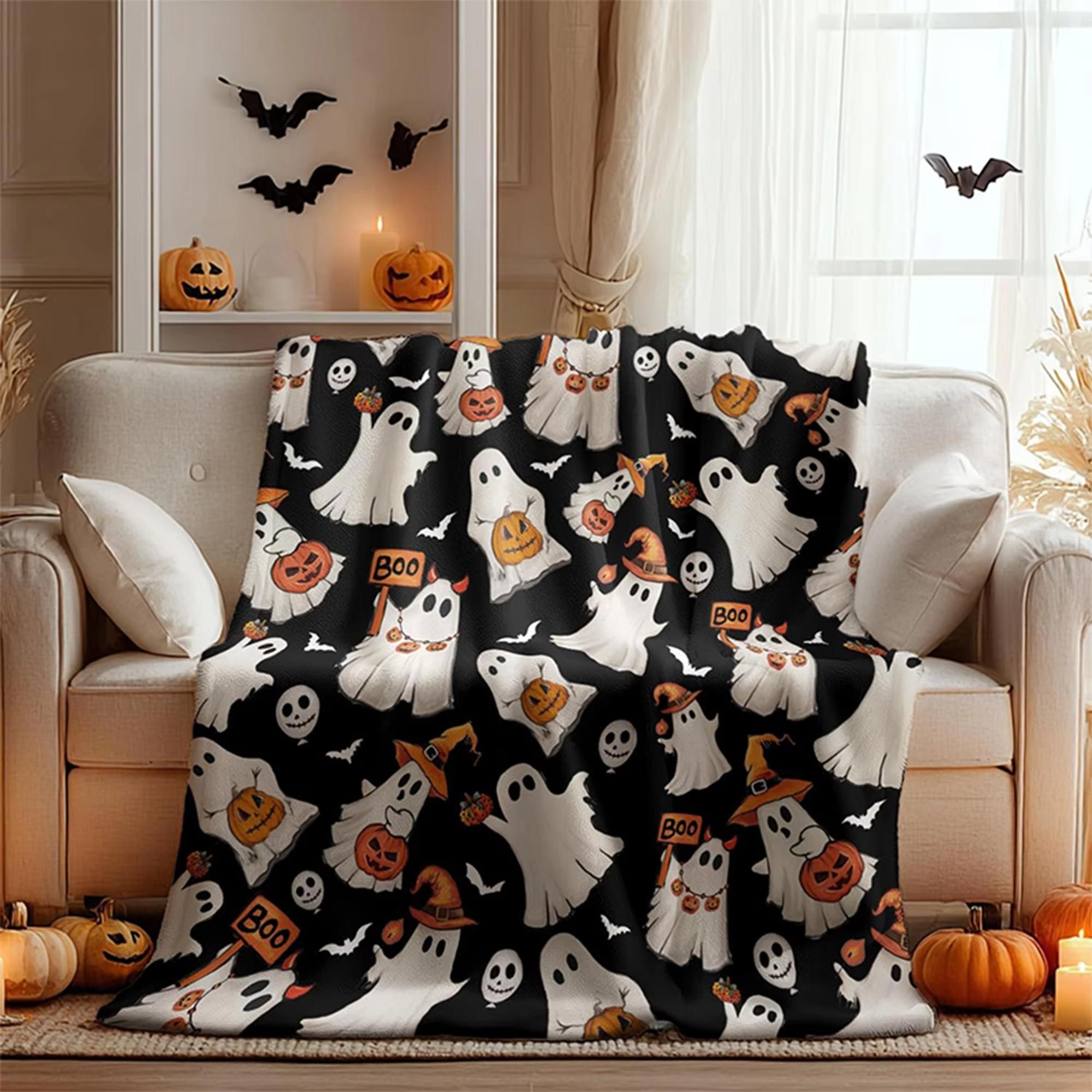 

Spooky Halloween Blanket Ghosts Pumpkins Boo Signs Flannel Soft Comfortable Gift for Party Home Decor Scary Nights 30x40in