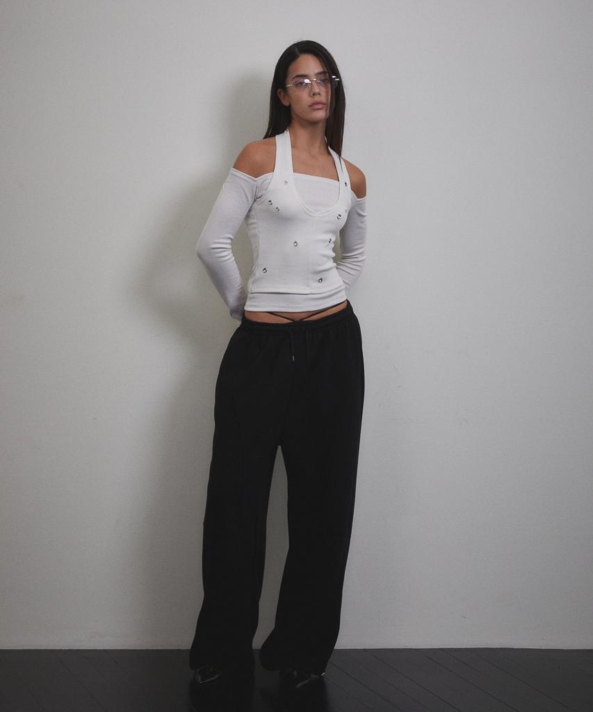 Bunteu Eyelet Halter Long Sleeve (Ivory)