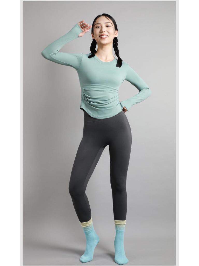 Women's 2025 Nude-Feel Yoga Set: Chest-Pad, Finger-Hole, Slim-Fit, Long Sleeve
