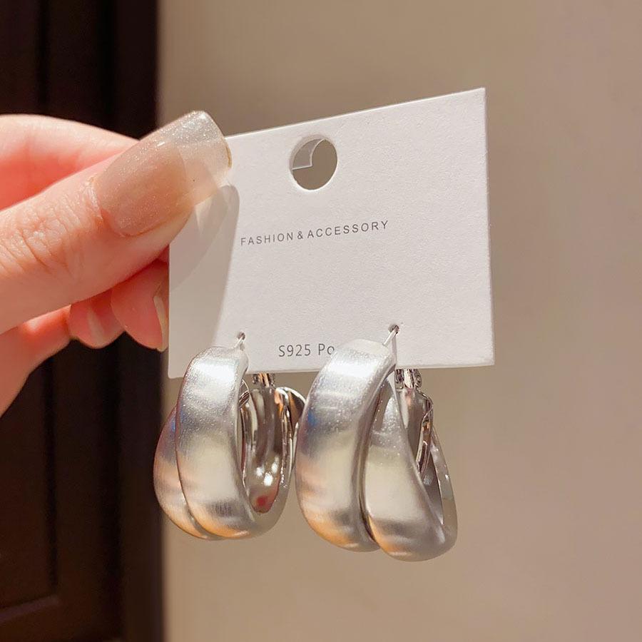 

European and American metal style multi-layer plain ring earrings women s fashion design earrings exaggerated high-end earrings