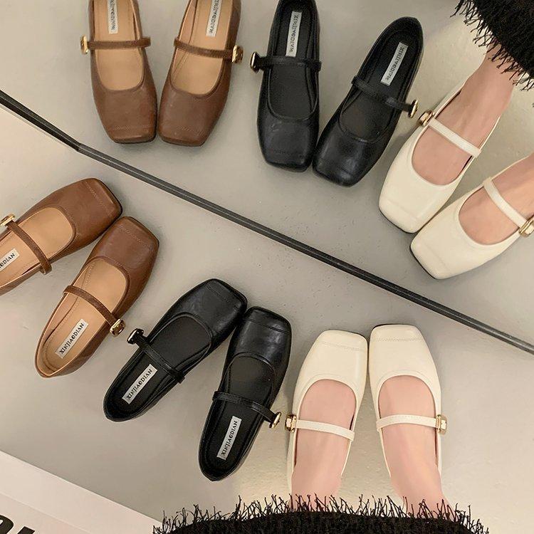 Gentle square head flat sole shoes women's 2025 new spring and autumn retro brown evening breeze with skirt Mary Jane shoes