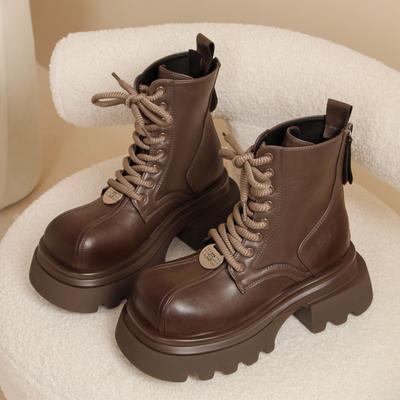 Bottes Martin européennes respirantes de célébrité Internet pour femmes 2025 automne nouveau Spice Girl bout carré grosse tête à lacets semelle épaisse rehaussantes bottines courtes