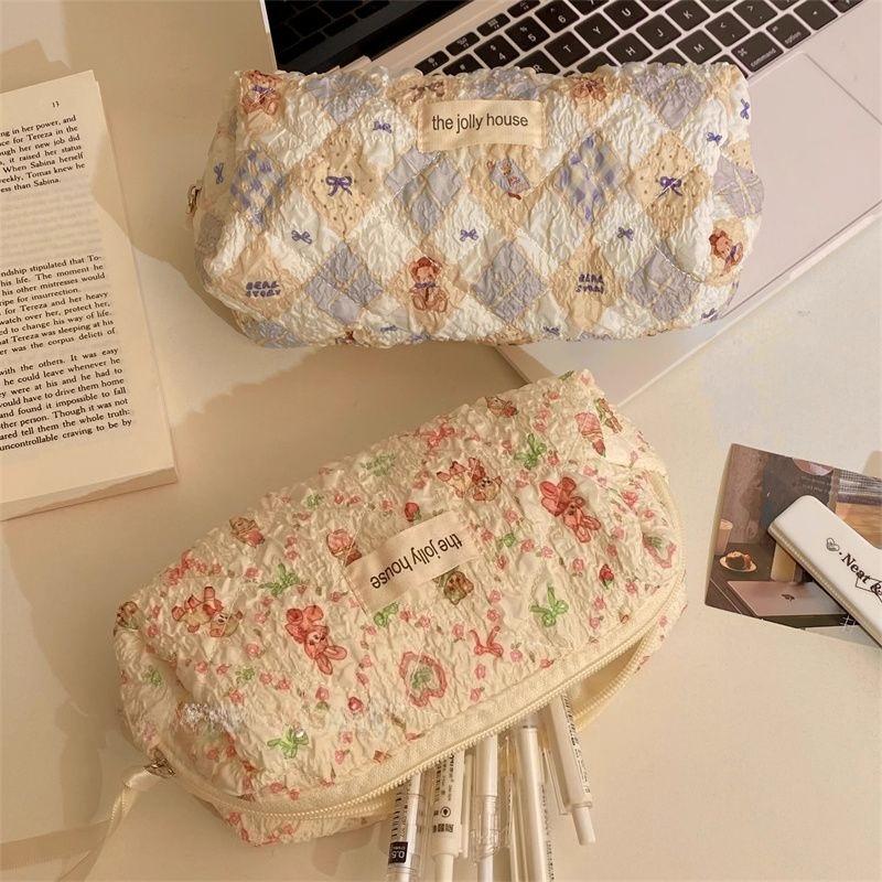 Large-capacity Pencil Case for Students In Ins Style with High Aesthetic Value Stationery Pencil Box
