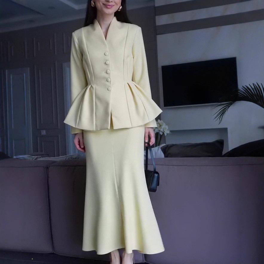 2025 Women’s Solid Color Long Sleeve Top & Bodycon Skirt Set