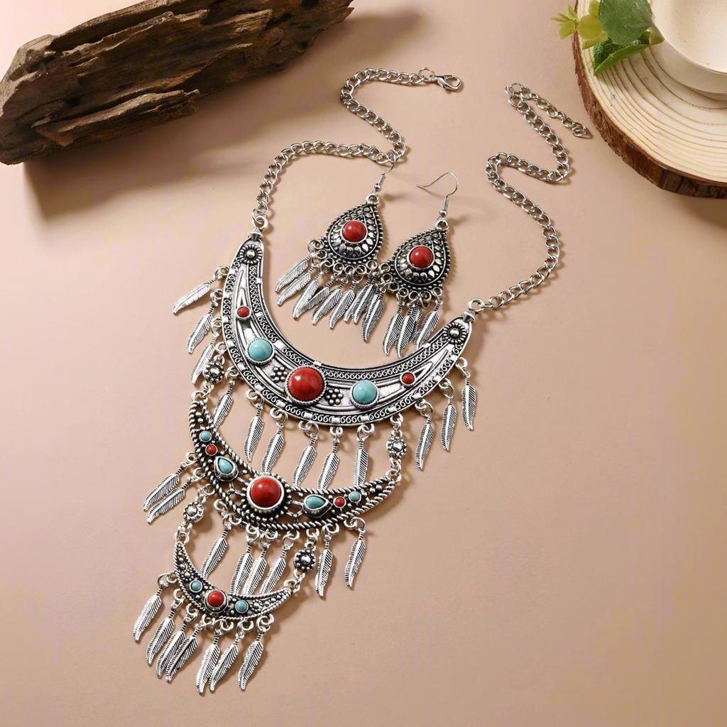Ensemble collier boucles d'oreilles style ethnique bohème multicouche vintage frangé feuille Hanfu collier chaîne clavicule longue