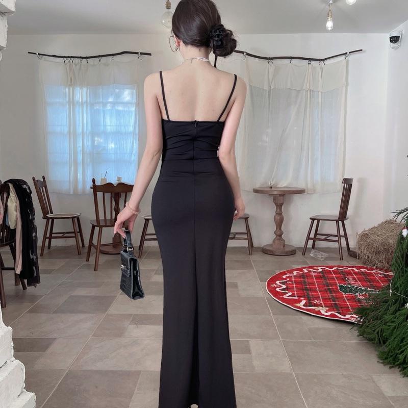 High-Slit Spaghetti Strap Nightclub Dress: Women's Slimming Low-Cut Hip-Hugging Gown