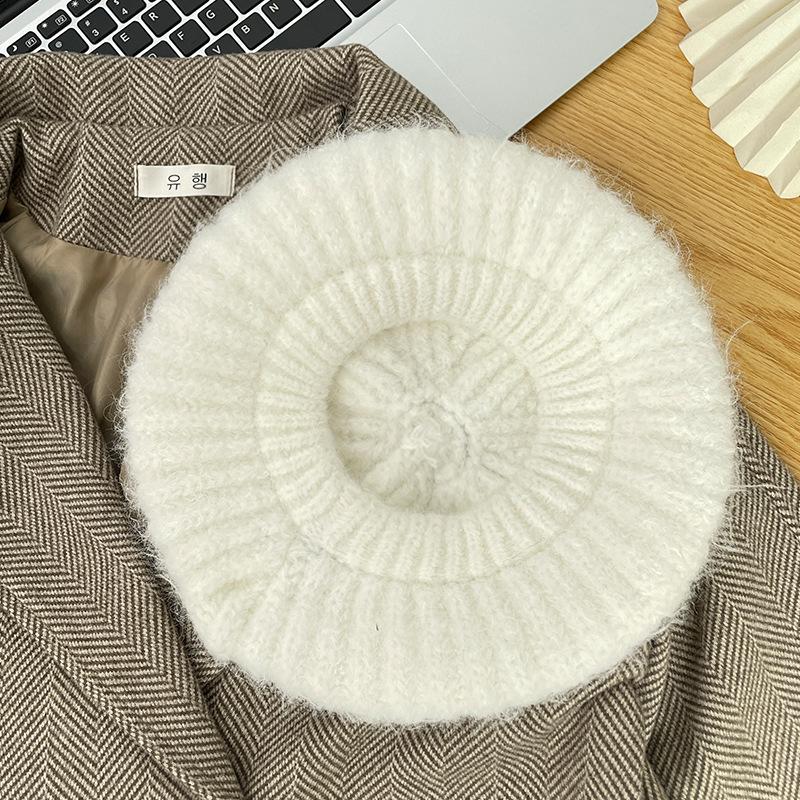 Coarse wool beret women's plain face versatile soft waxy thickened warm face small knitted painter hat