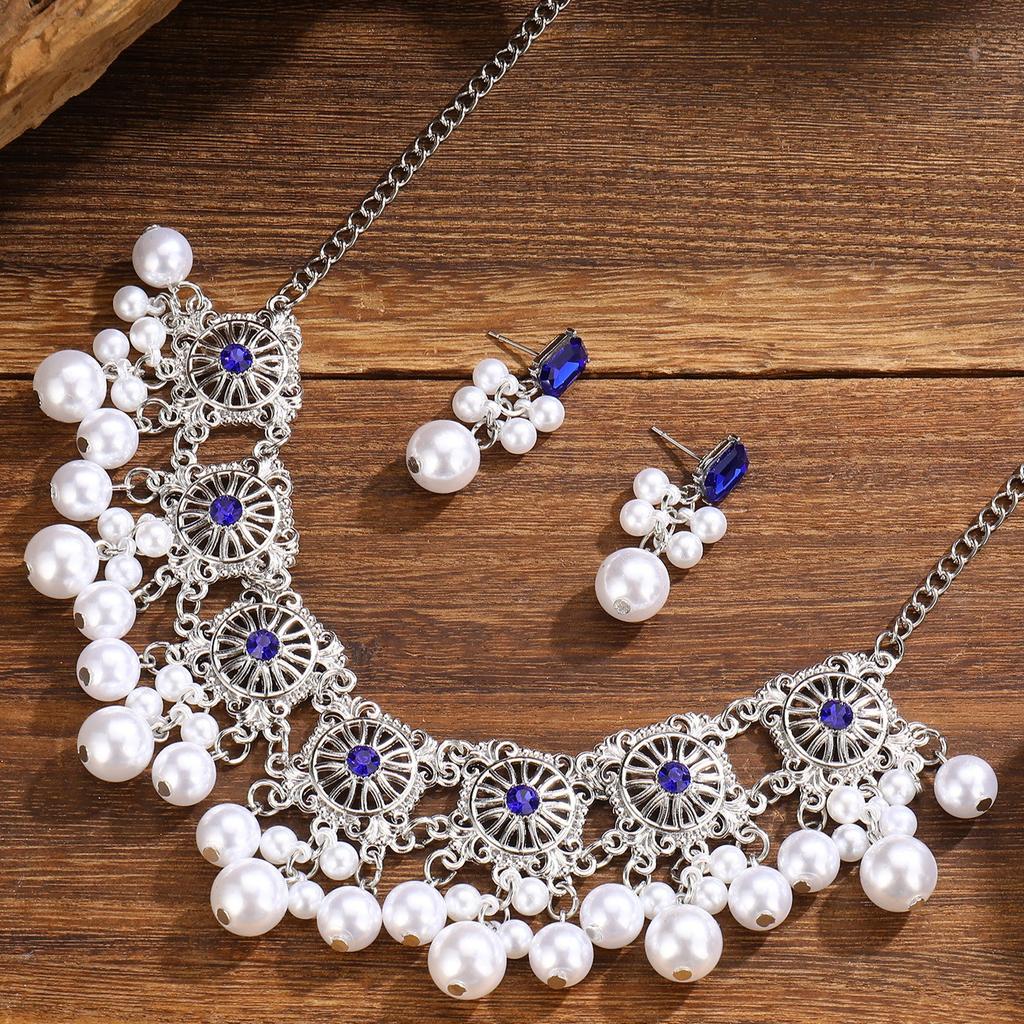 Woman Vintage Hollow Jewelry Sets Simulated Pearl Tassel Necklace Earrings