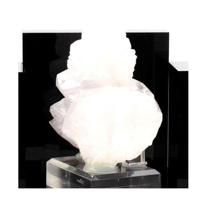 Calcite 2420.0 carats