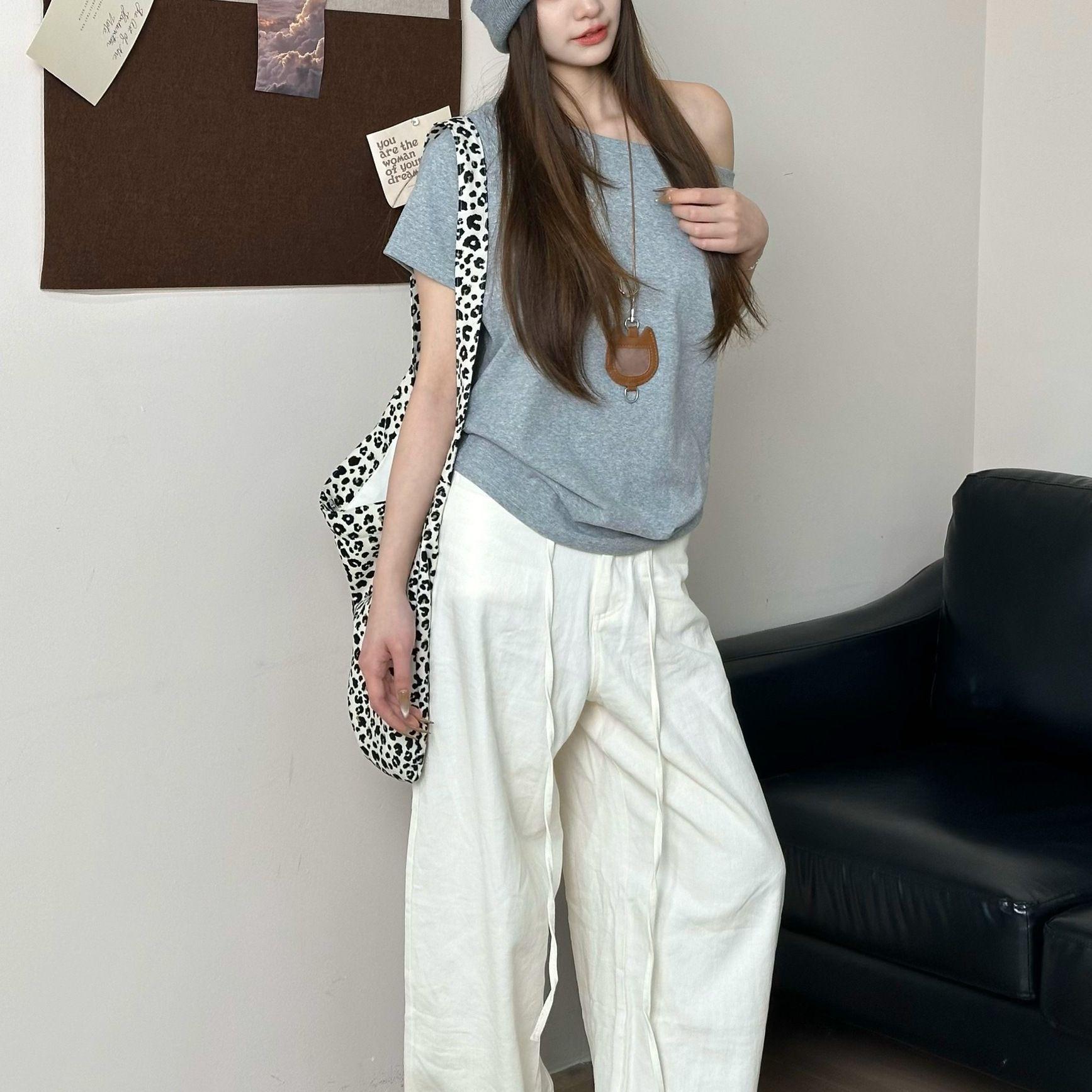 

French irregular one-word shoulder short-sleeved t-shirt women s 2025 new summer loose and thin high-end Spice Girl top 2XL сірий колір