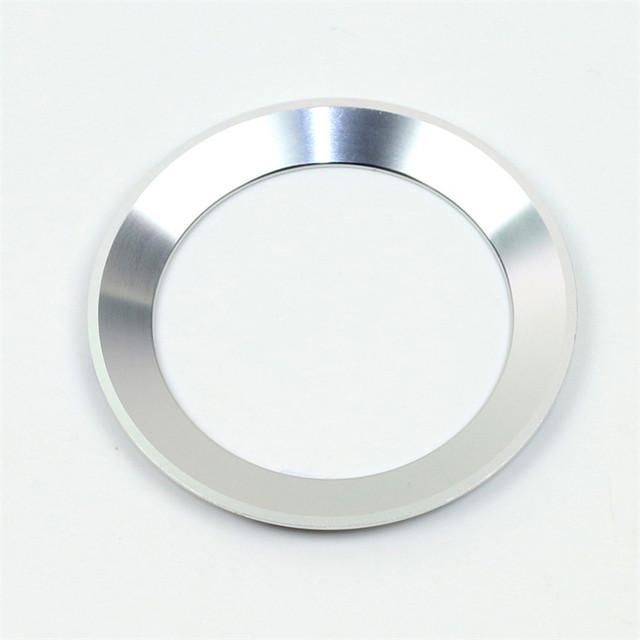 

Наклейка на прикрасу рульового колеса автомобіля SKODA Наклейка з логотипом автомобіля Octavia Kodiak Fabia Kommick для наклейки кільця з алюмінієвого сплаву China срібний