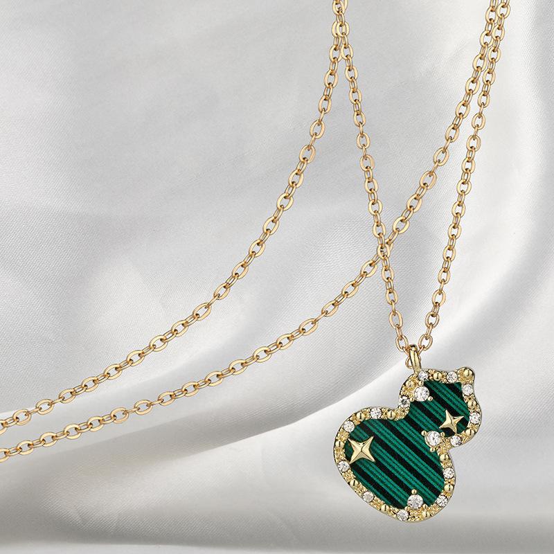 

Chic Steel Titanium Star Gourd Necklace Featuring Unique Design And Beautiful Options Color Star Gourd Gold Green