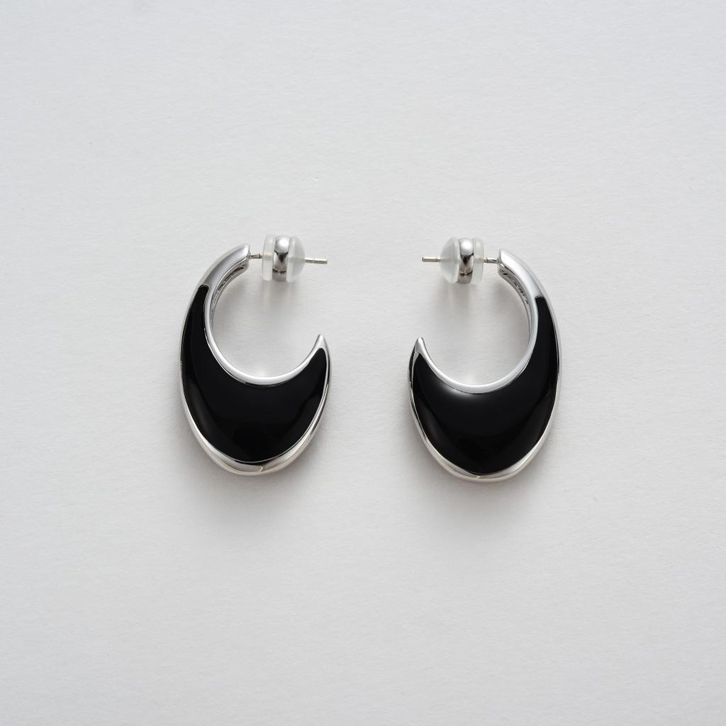 Original Design Premium Retro Copper Plated Platinum Earrings Black Drop Glaze 925 Silver Needle Stud Earrings Niche Earrings