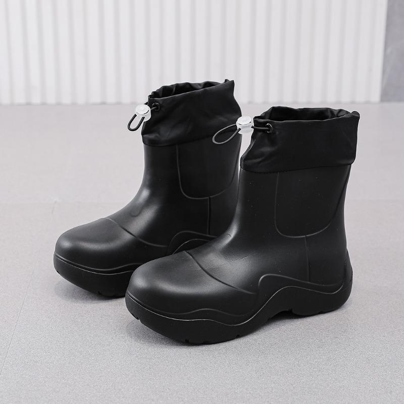 

rain shoes women s short work shoes kitchen oil-proof sanitary shoes waterproof boots thickened soles rain boots 40-41 is suitable for 39-40 wear чёрный