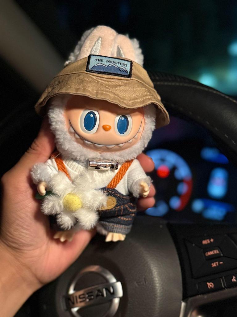 Lisa Style Handmade Vinyl Plush Doll Keychain - Collector's Edition