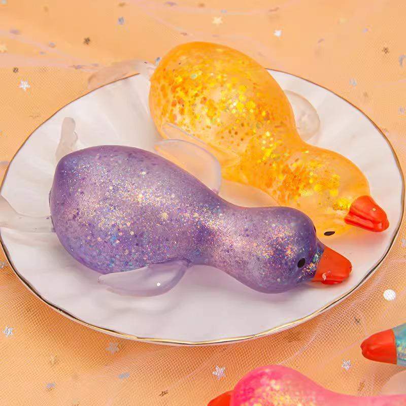 Divertente Tabas Squishy Anatra Aurora Maltosio Giocattolo da Spremere Anatra Morbida Colorata Sollievo dallo Stress Decompressione Giocattolo Elastico per Adulti Regalo