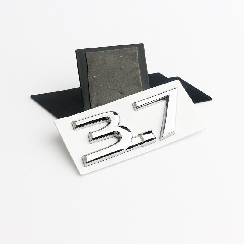 1X 3D Metal 3.7 Car Sticker Badge Auto Emblem Trunk Decals for 3.7 Q50 Q50S Q50L G37 Q30 QX60 Q70 G25 QX70 FX35 FX37