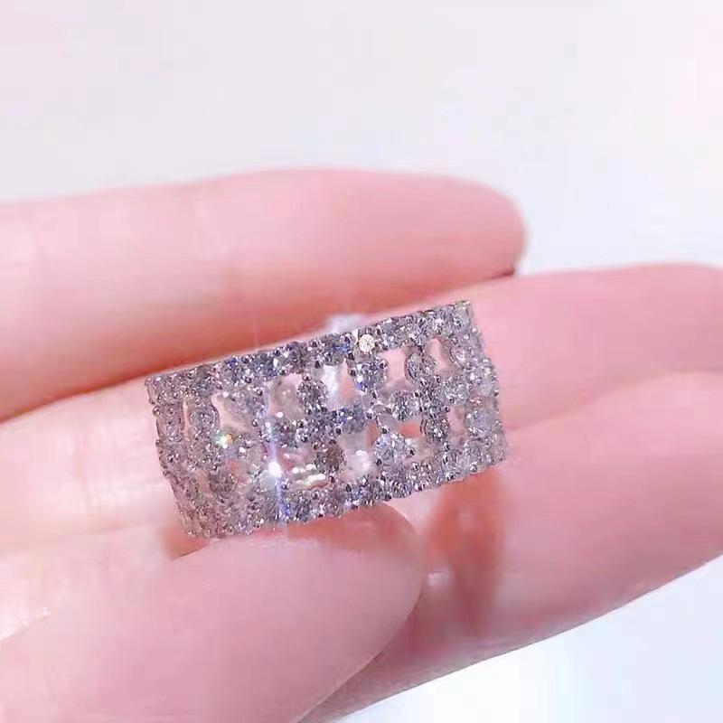 Niche Chic Zircon Diamond Lace Ring for Women