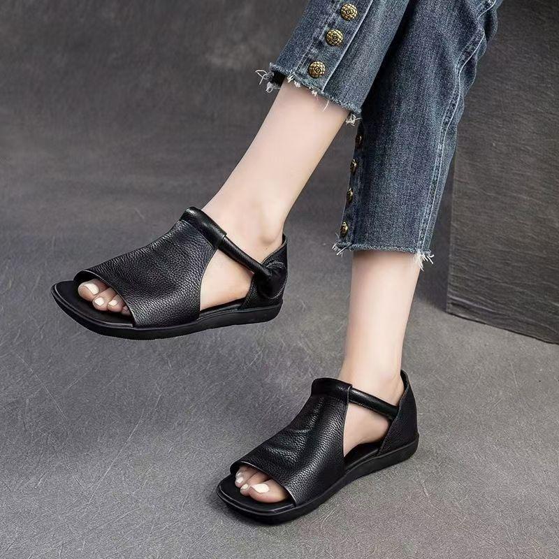 Soft-faced pure leather flat-bottomed fashion open-toed sandals women's summer 2025 new leather versatile casual Velcro fish mouth shoes