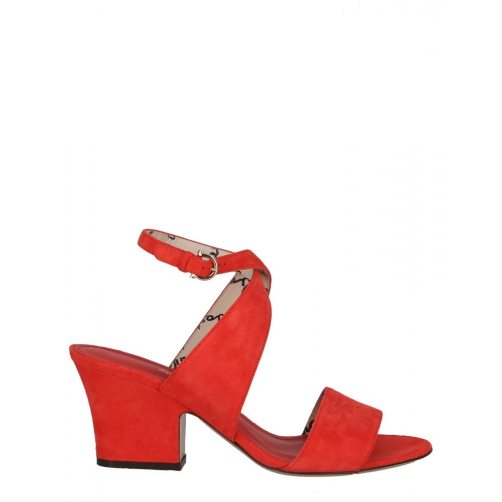 

Замшевые босоножки на каблуке Salvatore Ferragamo Sheena