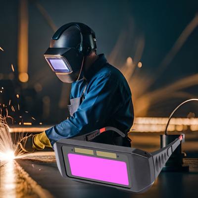 Welder Glasses Safety Protective Solar Powered Auto Darkening Welding Goggles UV-Resistant Lightweight