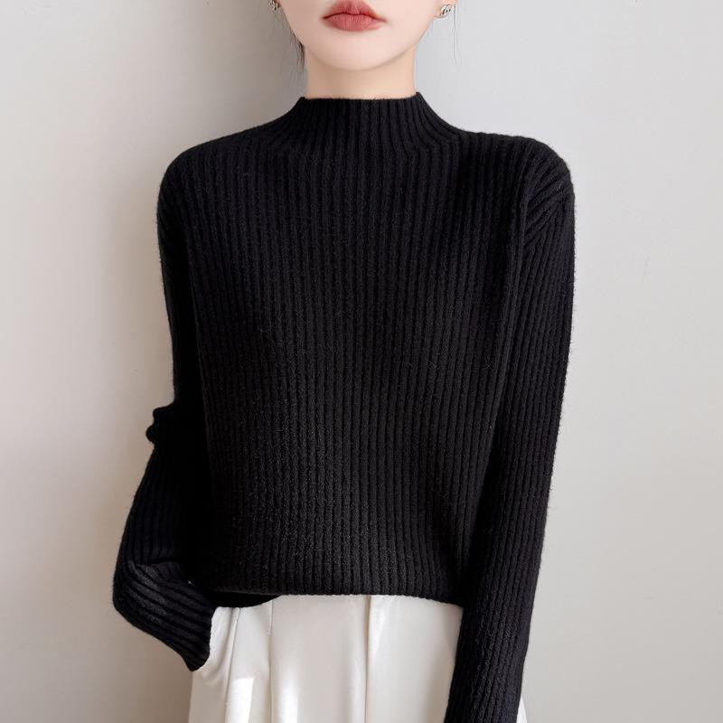 A New Type of Women's Autumn and Winter Knitted Sweater Top with A Semi-high Neck and A Striped Base Layer