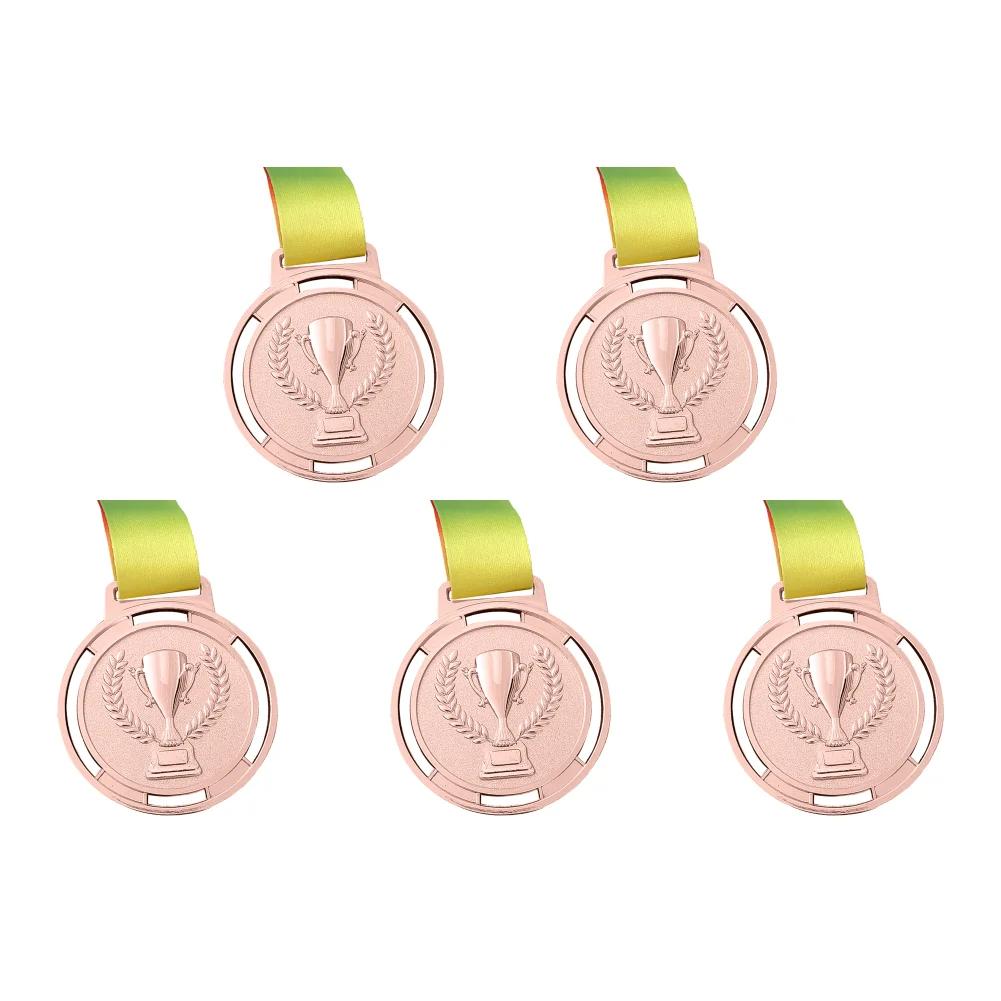 1-8pcsFootball Medal School Sports Gold Silver Bronze Motion Honor Commemorative Medal for Souvenir Gift Outdoor Sport Kids Toys