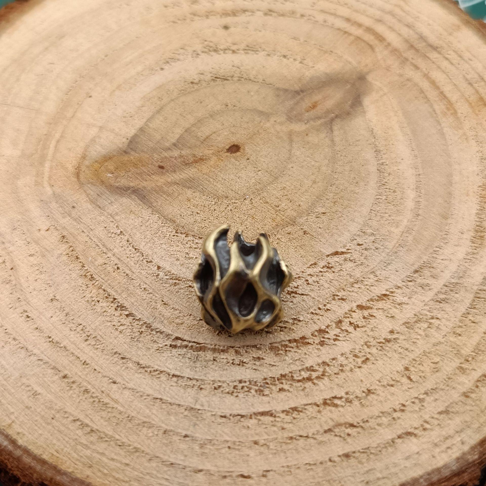 

Подвеска из паракорда EDC для огня 4м: Благоприятный брелок-подвеска в виде облака латунный