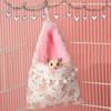 Gemütlicher Plüschschlafsack bietet Wärme und Komfort. Herbst- und Winternest für Hamsterzubehör