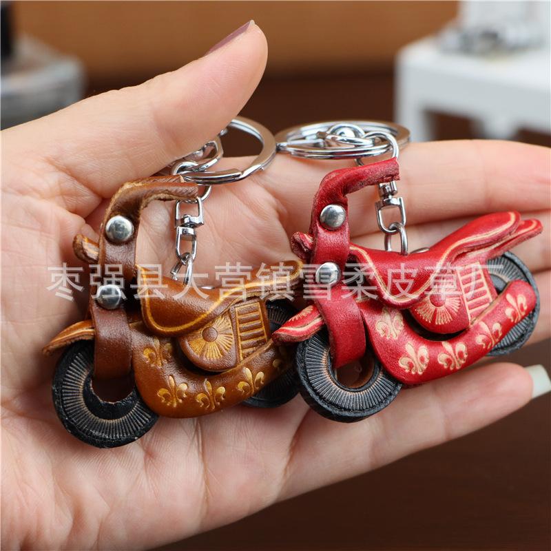 First Layer Cowhide Mini Motorcycle Keychain Pendant Creative Personalized Locomotive Bag Accessories Cute Little Gifts