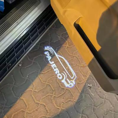 2 ks LED projektor odznaku dveří auta, lampa s logem, uvítací světlo duchů pro PAJERO Shogun, příslušenství auta LK2