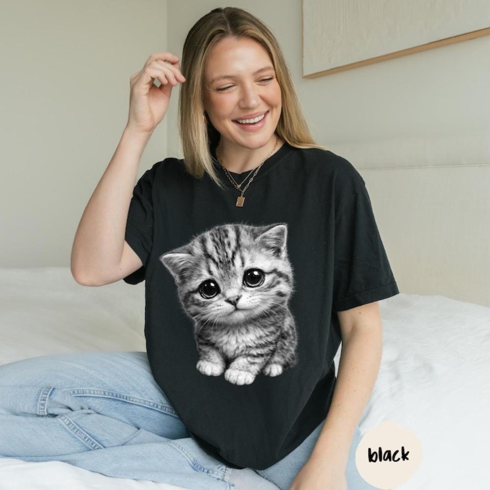 Sad Cat Meme Tshirt Aesthetic Big Eyes Cat Women Unisex Casual Cotton Graphic T Shirts Creative Streetwear Tops Tee Shortsleev