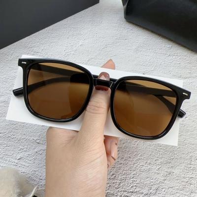 Occhiali da Sole Quadrati Vintage di Lusso da Donna con Montatura Nera e Lenti Color Tè, Occhiali da Sole per Esterno con Protezione Solare e UV