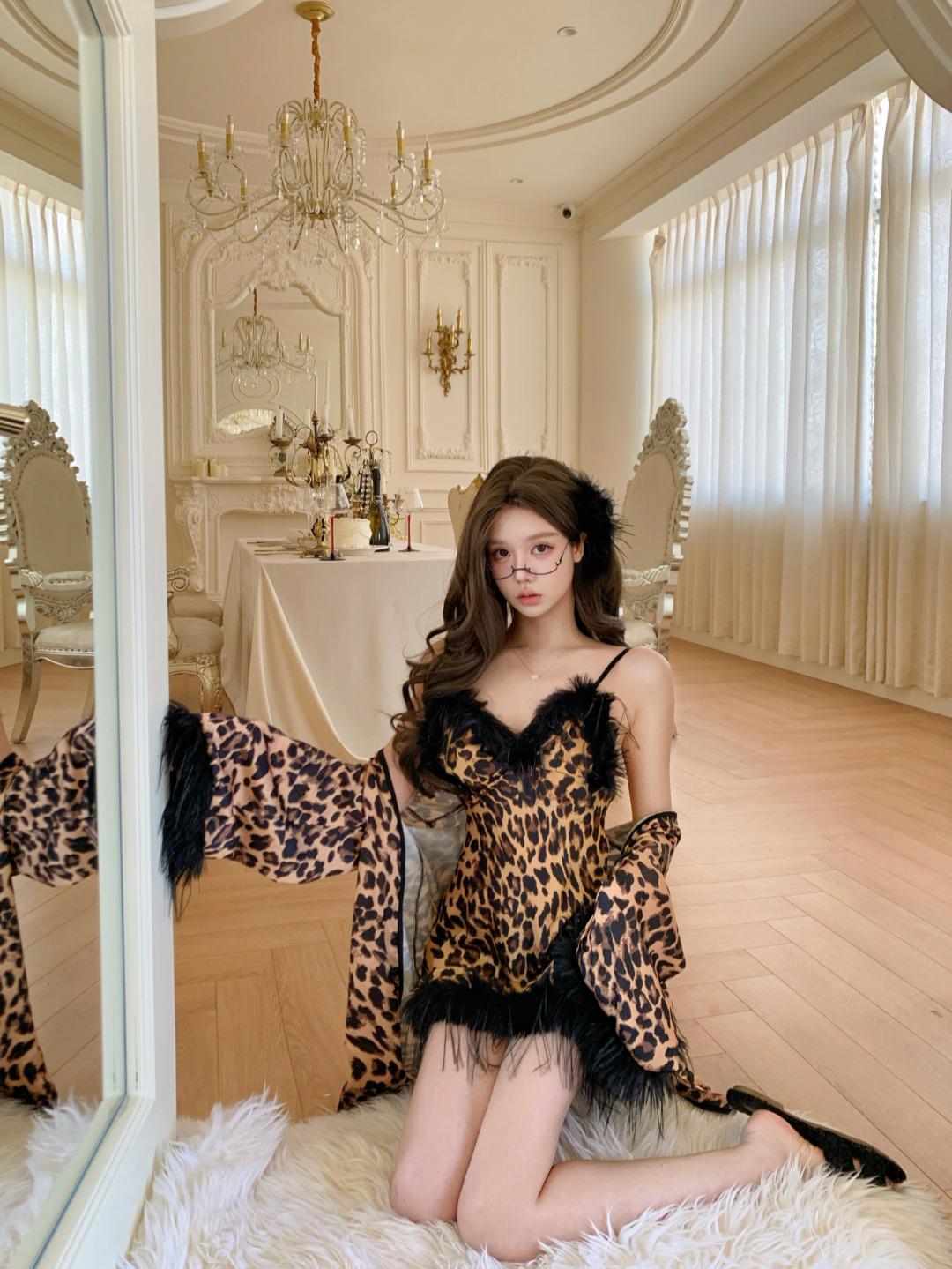 Yase Gilded Leopard Print Women s Feather Camisole Nightgown - Summer Ice Silk Sweet and Spicy Loungewear XL