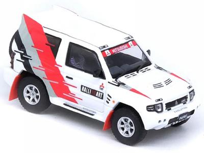Inno modeļi Mitsubishi Pajero Evolution RALLIART balts gatavā prece 1/64